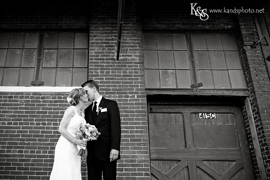 Dallas Wedding Photographers - K & S Photography